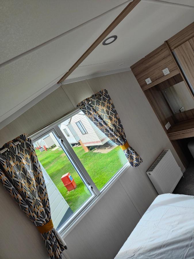 J6 Static Caravan, Fairway Holiday Park Sandown Eksteriør bilde