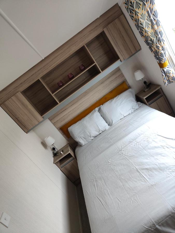 J6 Static Caravan, Fairway Holiday Park Sandown Eksteriør bilde