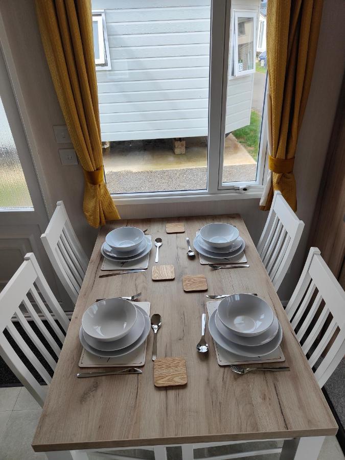 J6 Static Caravan, Fairway Holiday Park Sandown Eksteriør bilde