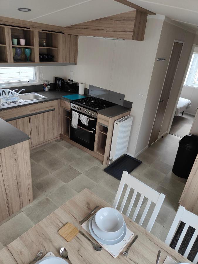 J6 Static Caravan, Fairway Holiday Park Sandown Eksteriør bilde