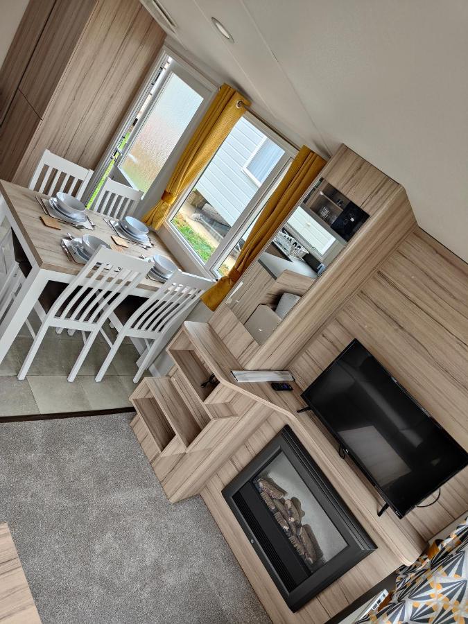 J6 Static Caravan, Fairway Holiday Park Sandown Eksteriør bilde