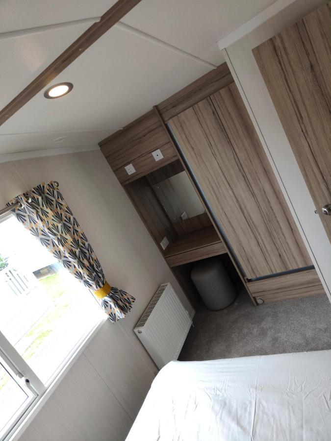 J6 Static Caravan, Fairway Holiday Park Sandown Eksteriør bilde